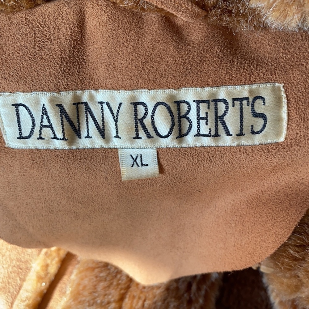 Danny Robert’s - Picture 8 of 10